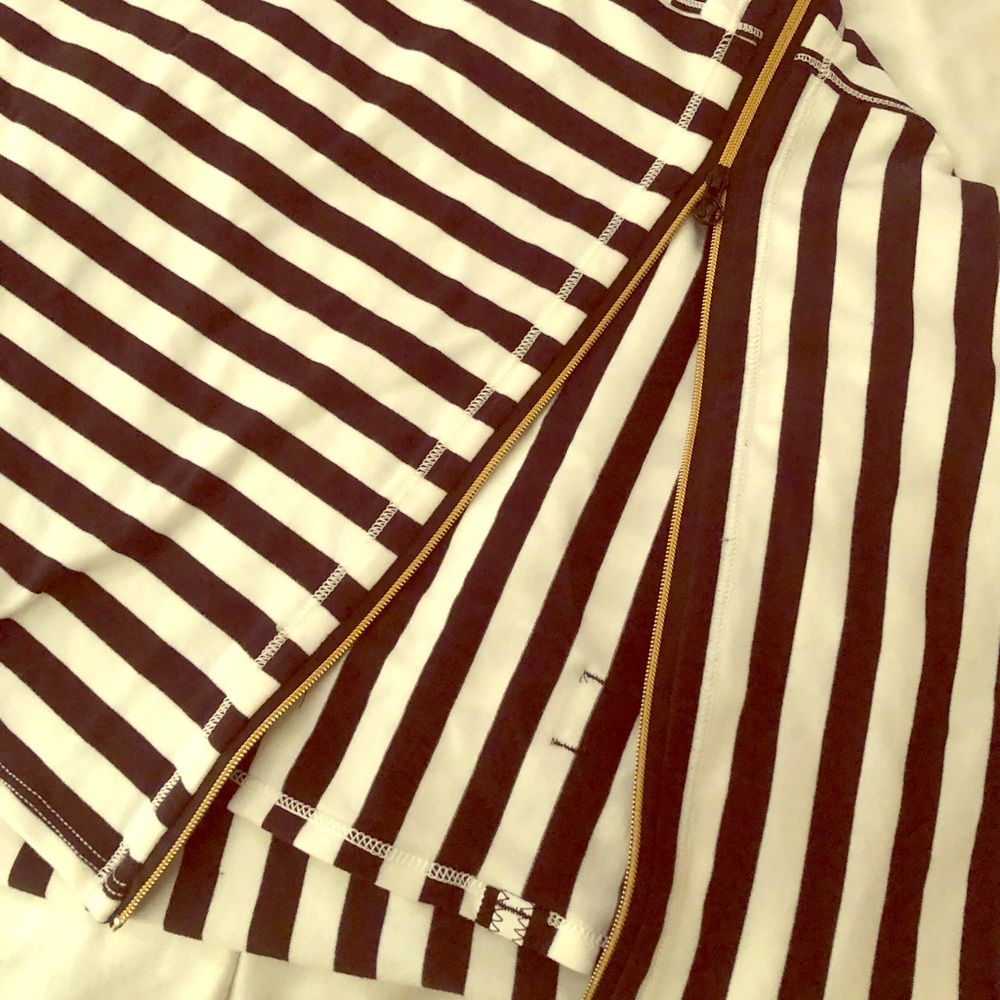Lululemon Vinyasa Zipper Scarf worn once